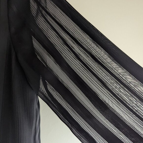 L'Academie The 70s Ruffle Sleeve Dress - Picture 9 of 11